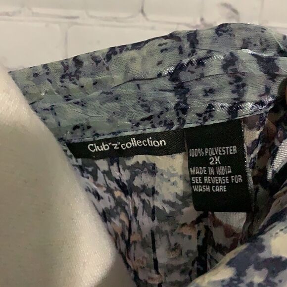 Club Z Collection - Sheer Blouse - Shimmer Pattern - 2X - Picture 5 of 5